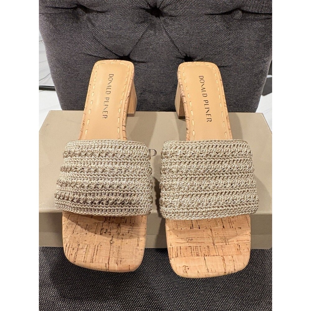Donald Pliner Beige Crochet Women’s Nayla Sandal Size 8M, NIB